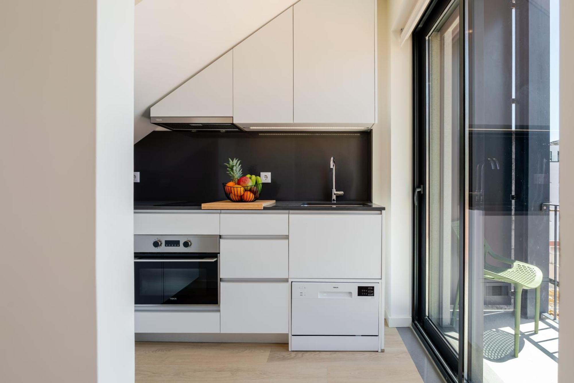 Hostwise - Premium & Modern Building Apartament *