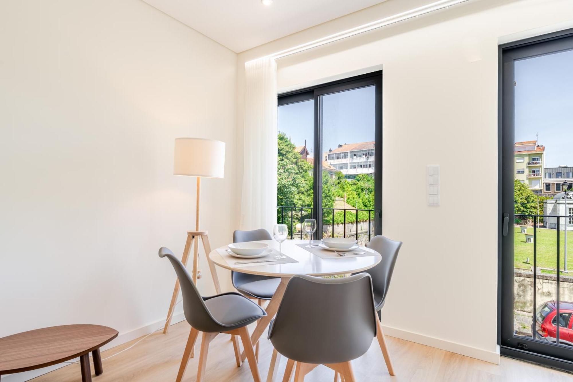 Apartament Hostwise - Premium & Modern Building *
