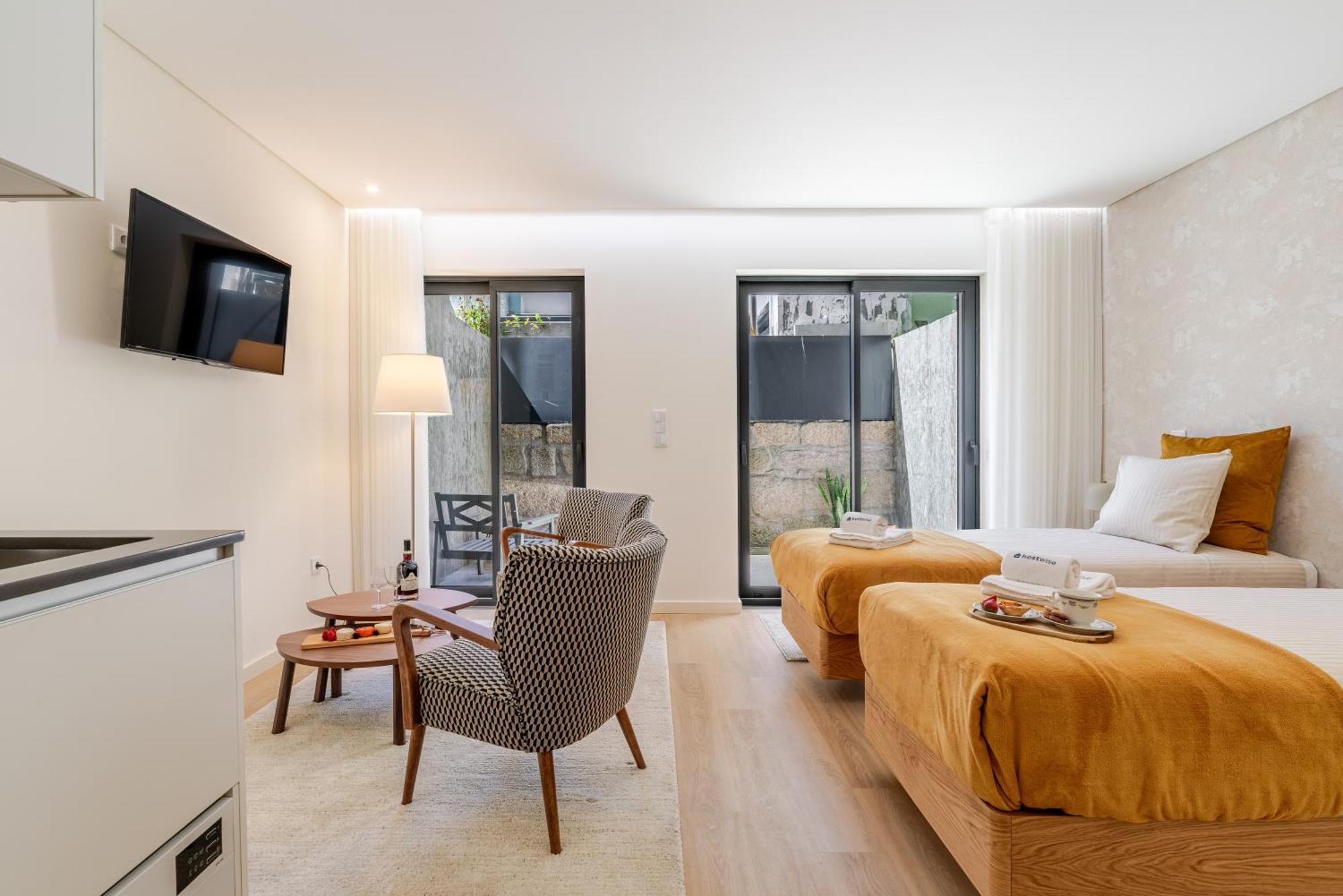 Hostwise - Premium & Modern Building Apartament