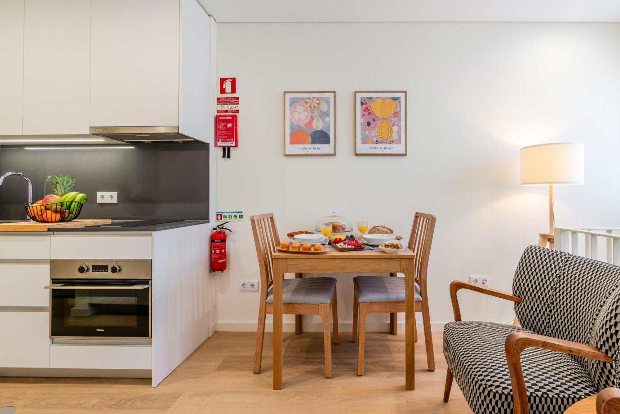 Hostwise - Premium & Modern Building Porto