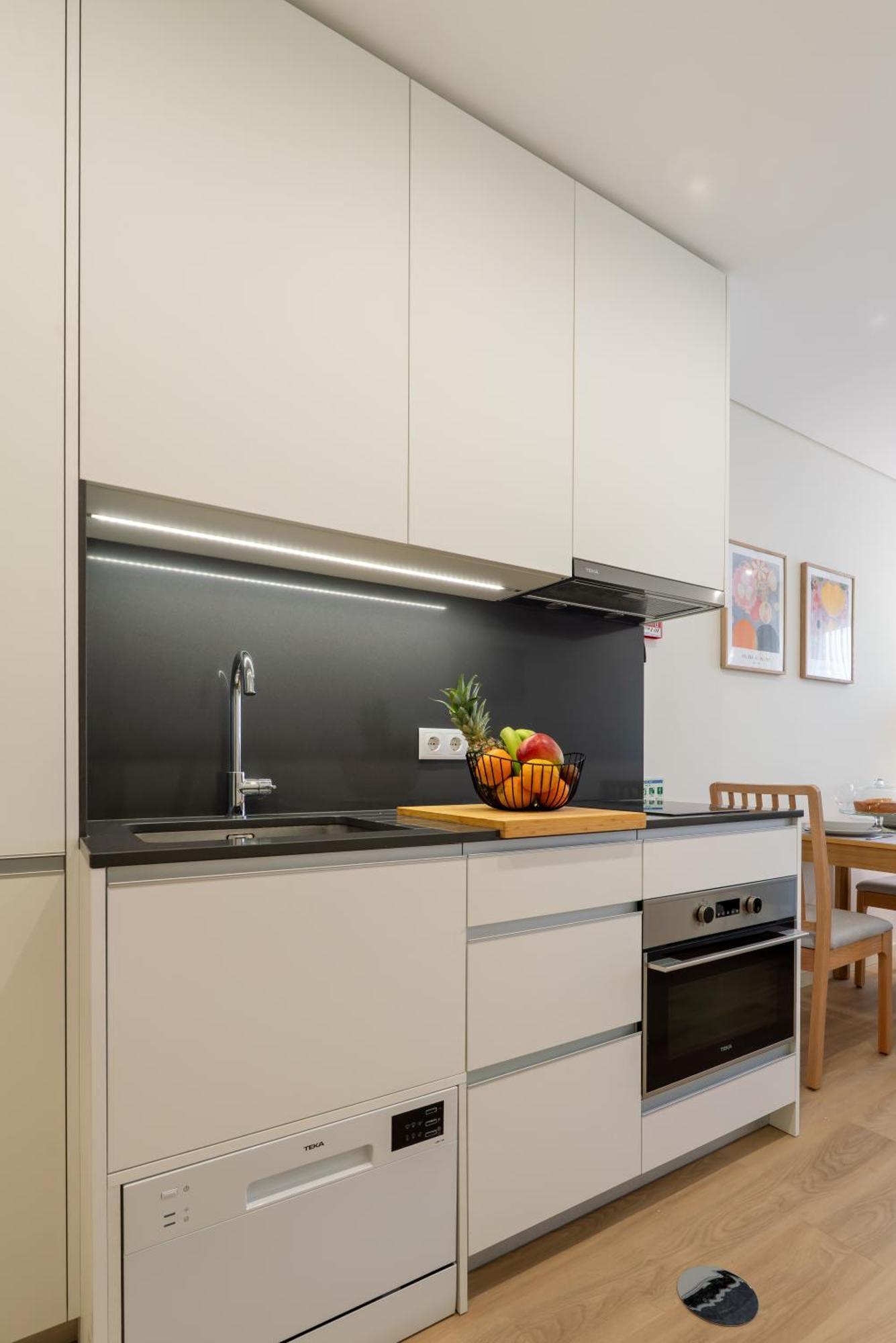 Apartament Hostwise - Premium & Modern Building Porto